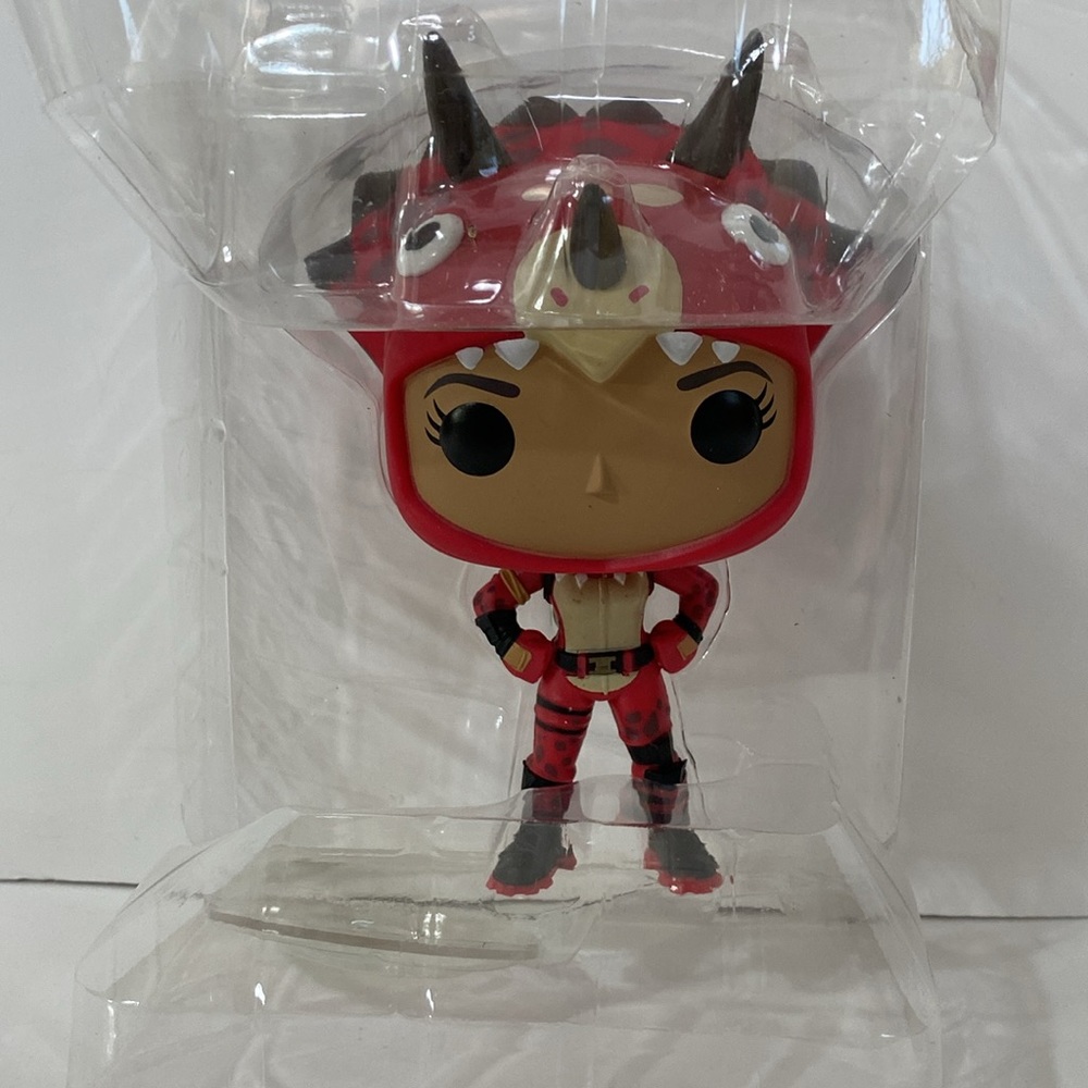 FUNKO POP TRICERA OPS - Picture 8 of 16
